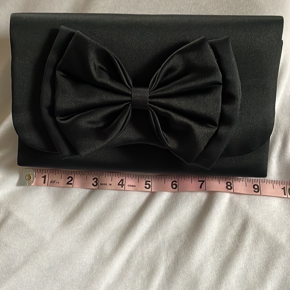 LaRegale Black Evening Bag - Picture 4 of 8